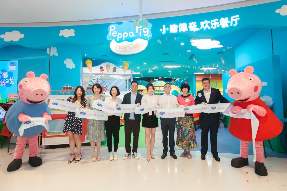 滨江银泰又添全国首店小猪佩奇欢乐餐厅将成杭州亲子遛娃新地标