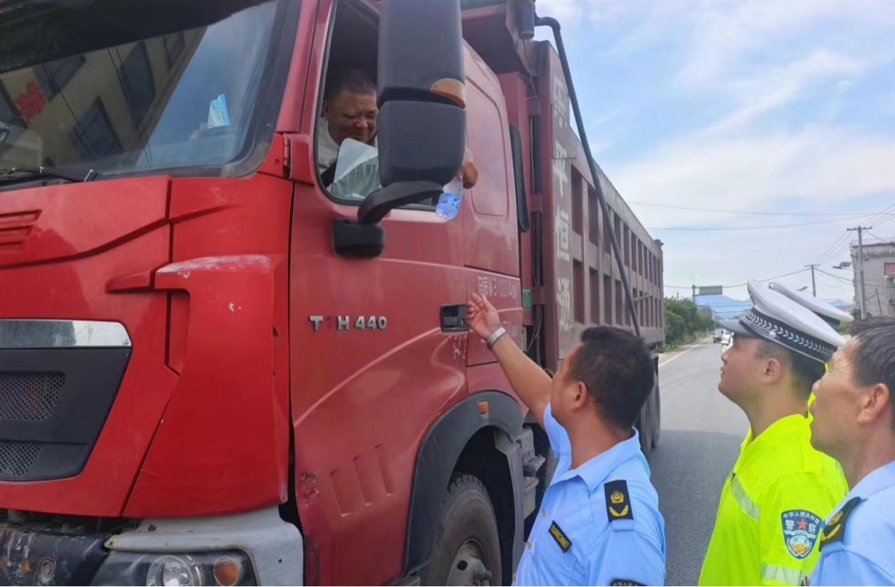 江西省乐平市众埠镇治超工作有成效营商环境更优化