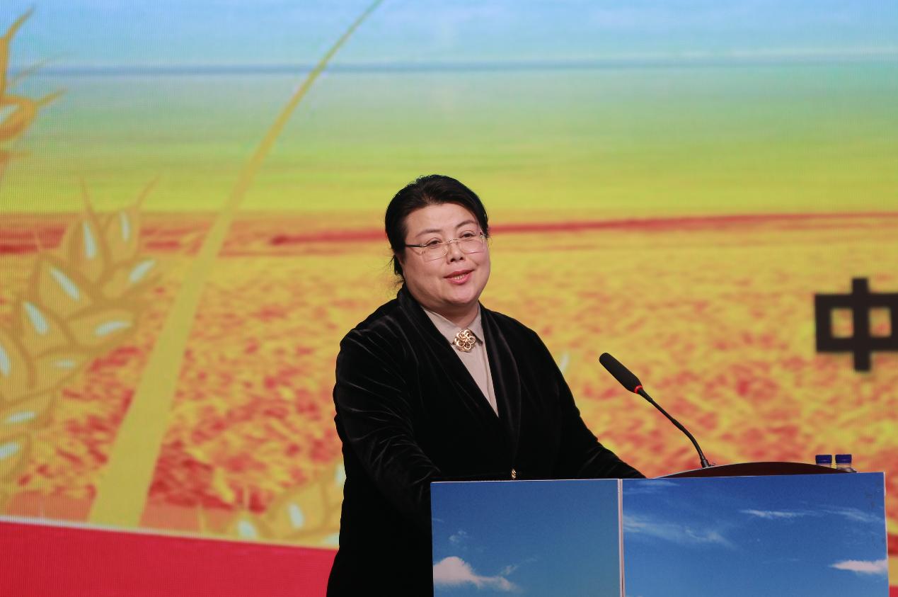 总经理张旭升保定农产品品牌协会会长孟玉敏农产品产销联盟揭牌会上