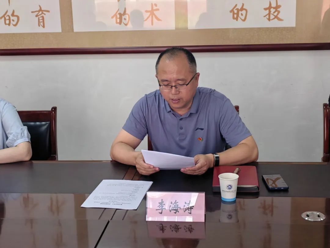 学子·托起新的希望"君乐宝学生奶(石家庄)推广中心助力鹿泉一中高考