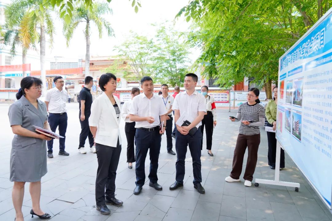 海南省澄迈县委书记深入加乐镇调研经济社会发展情况
