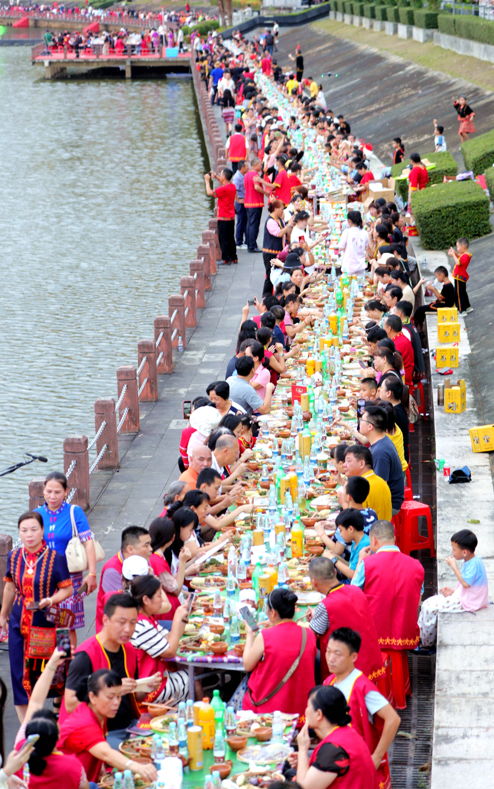 精彩绝伦海南白沙三月三醉美黎苗风欢歌载舞庆佳节