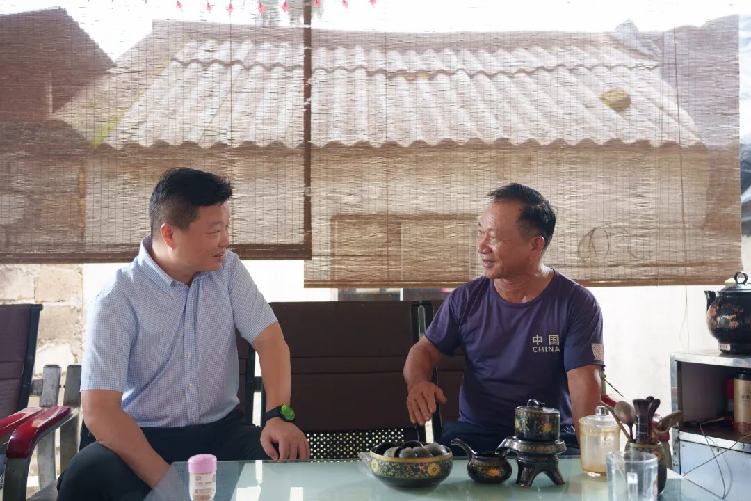 海南省陵水县委书记吴海峰赴本号镇,群英乡调研经济社会发展和乡村