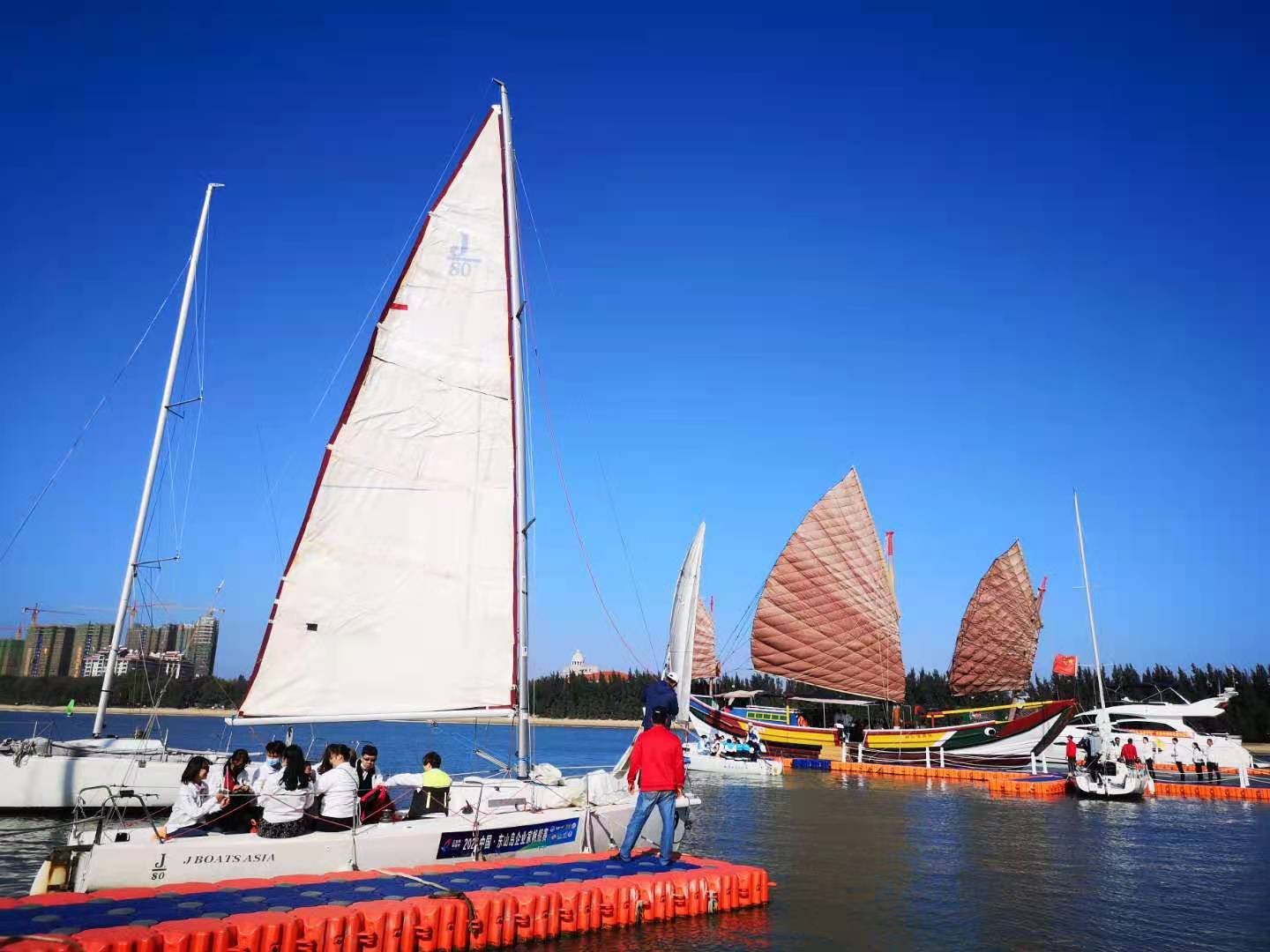 2020中国·东山岛企业家帆船赛在福建东山开赛