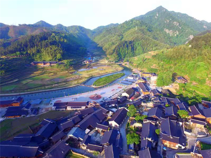 湖南洞口宝瑶村:魅力民俗风情 文旅特色村寨