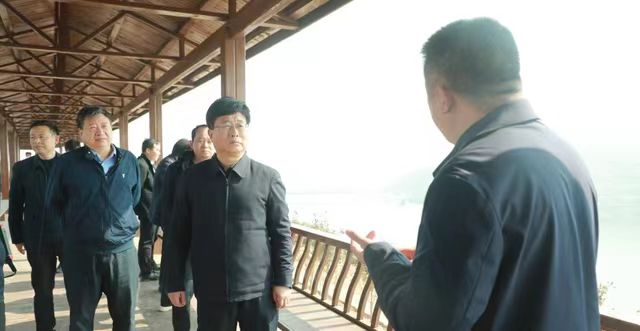 河南省平顶山市叶县县委书记徐延杰调研和美乡村建设工作