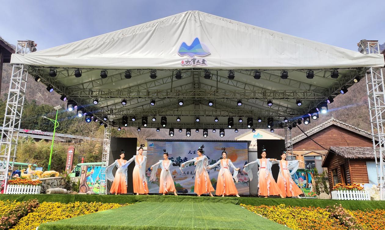 河南南召大宝天曼景区天曼春山花舞季开幕