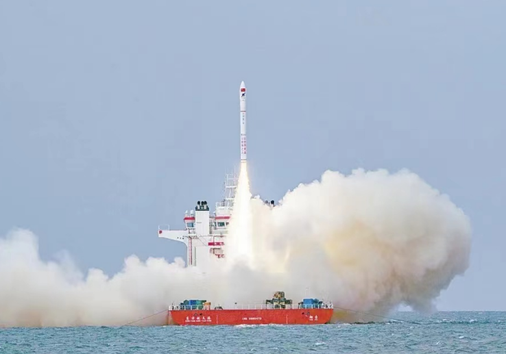 "平顶山市汝瓷研究会号"卫星在黄海海域发射成功!