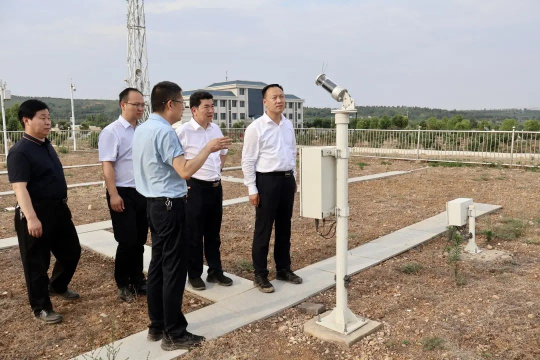 河南省平顶山市郏县县委书记王景育调研抗旱保秋工作