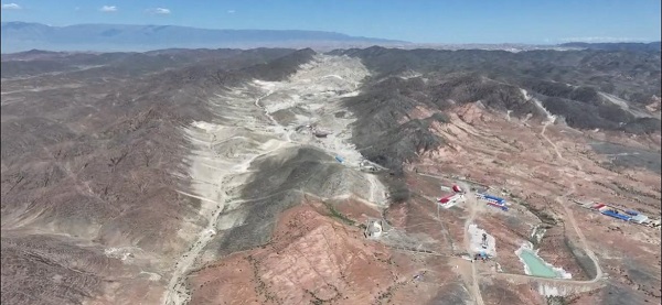 探索发现：天山，天坛，天心石——穿越600年的文化宝藏密码