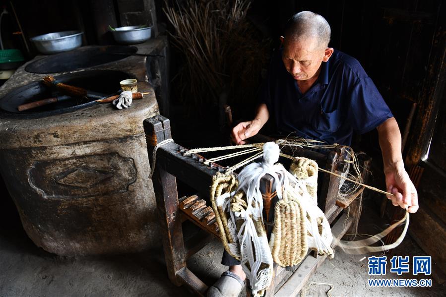 "草鞋村"的致富经