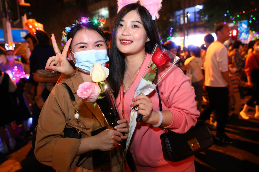 海南海口琼山区府城元宵换花节参与人数47万人次